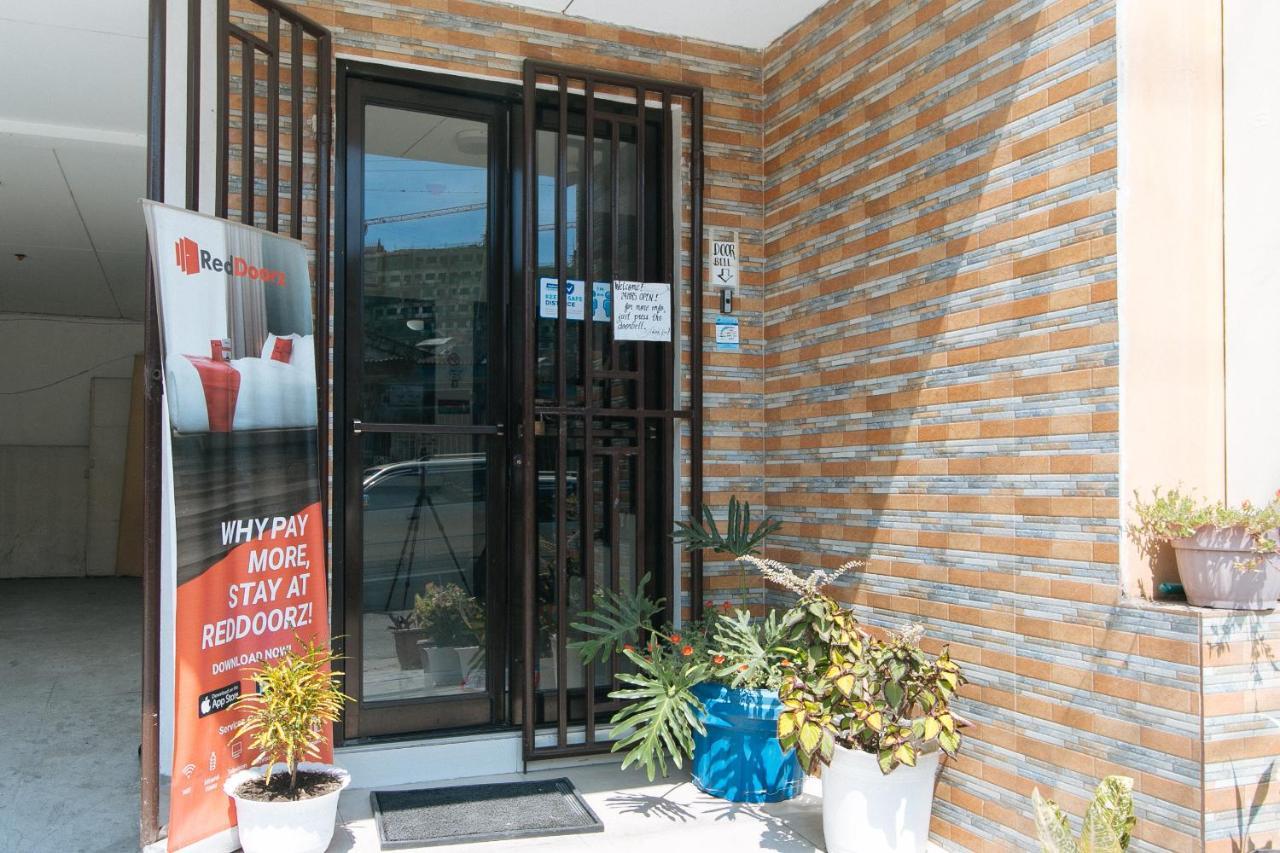 Reddoorz Near Sm Bicutan Hotel Paranaque City Exterior photo