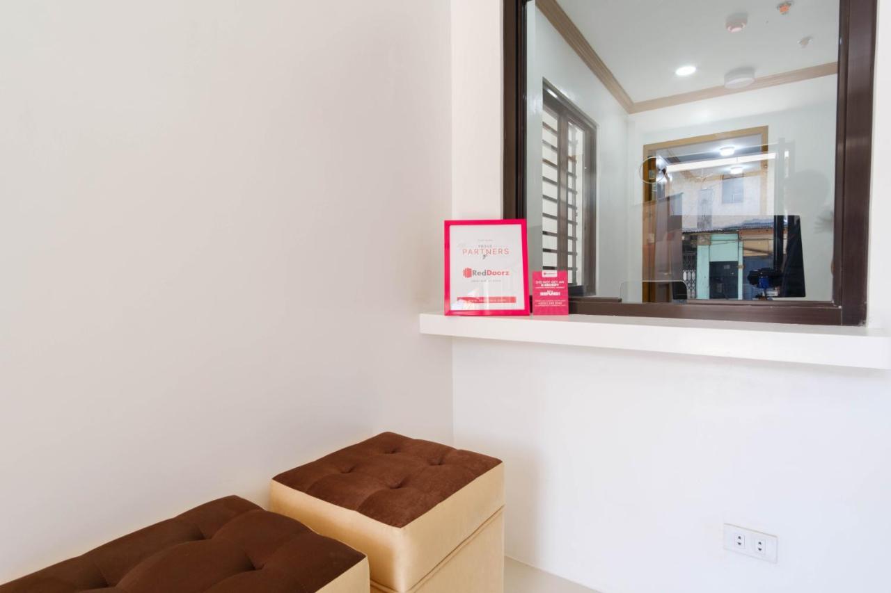Reddoorz Near Sm Bicutan Hotel Paranaque City Exterior photo